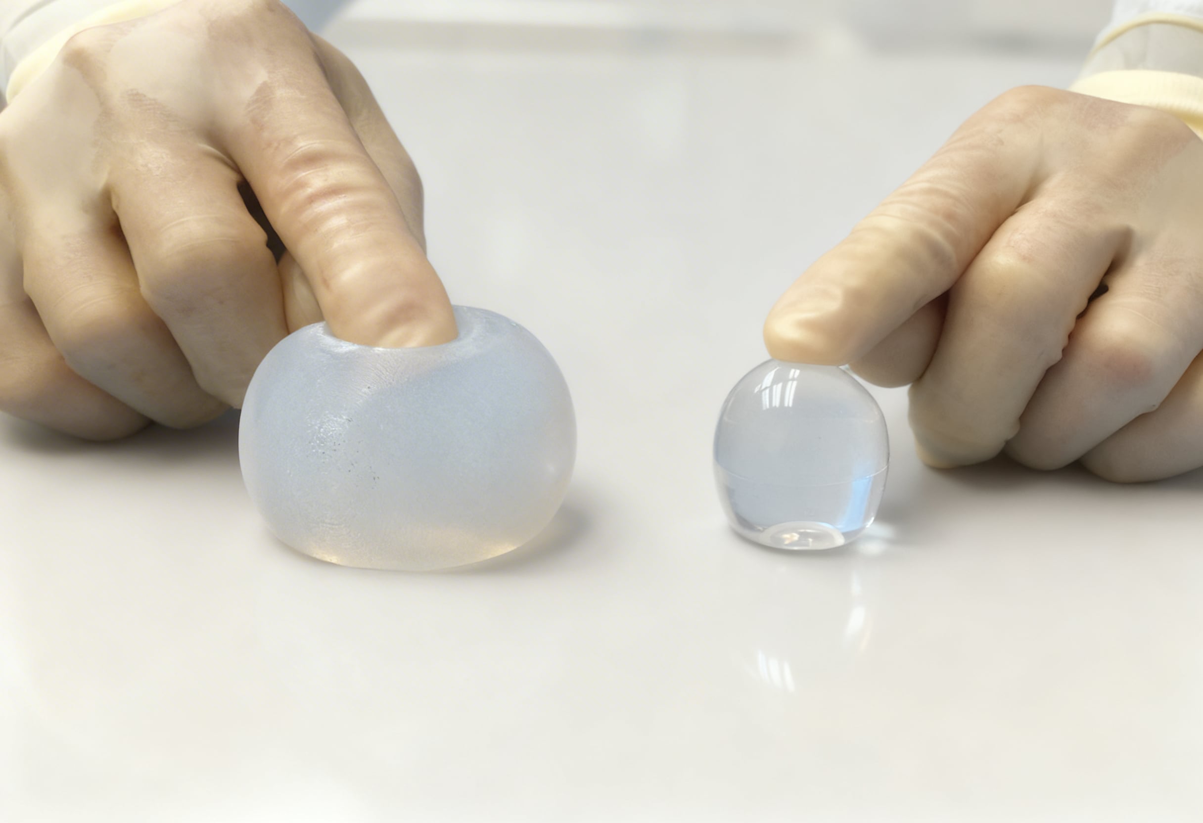silicone vs saline implants